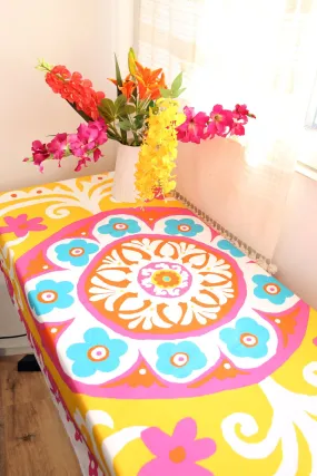 ANNA CHANDLER CANVAS TABLECLOTH SUZANI YELLOW