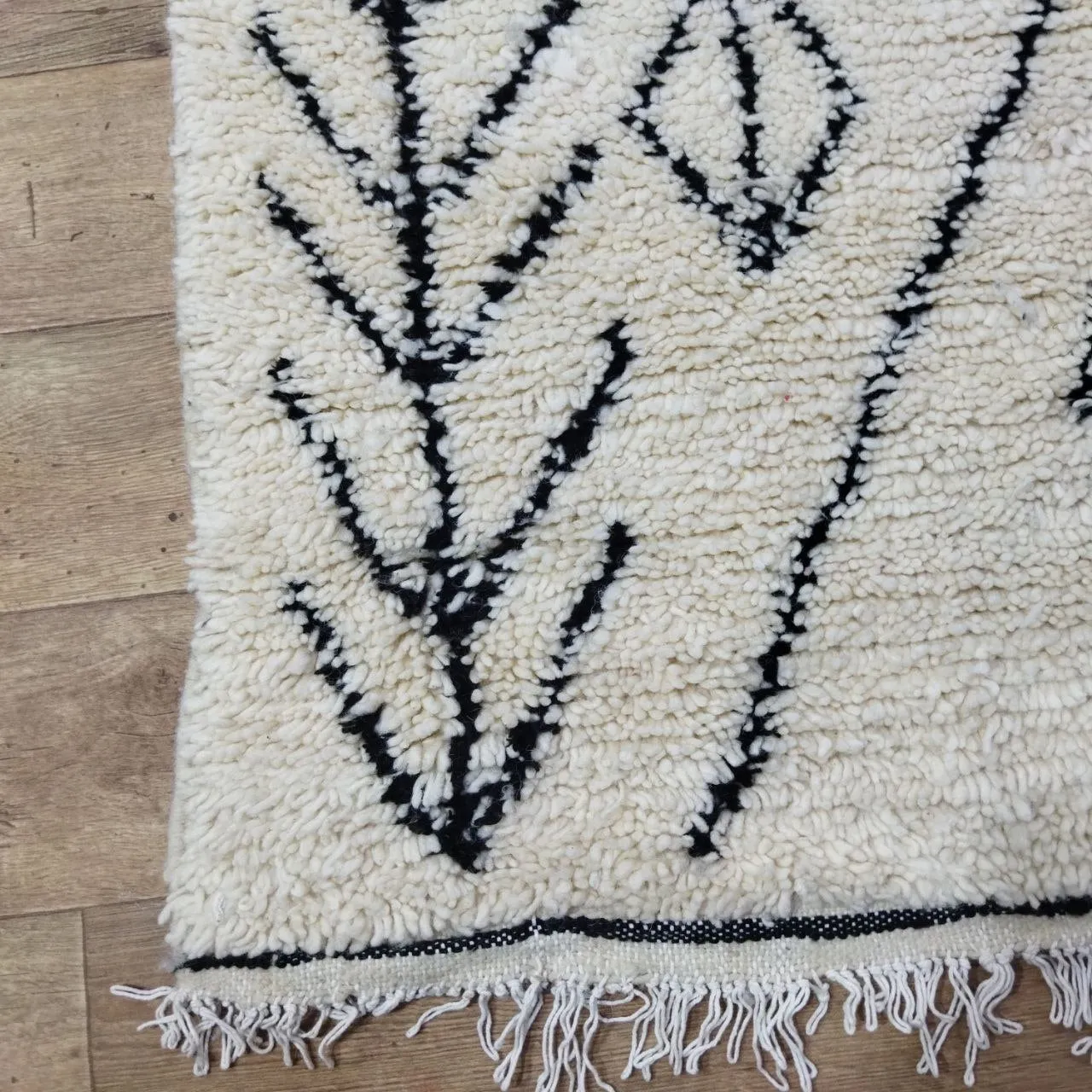 Authentic Beni ourain White and Black Rug - 6x11 Ft Wool Berber White & Black Carpet