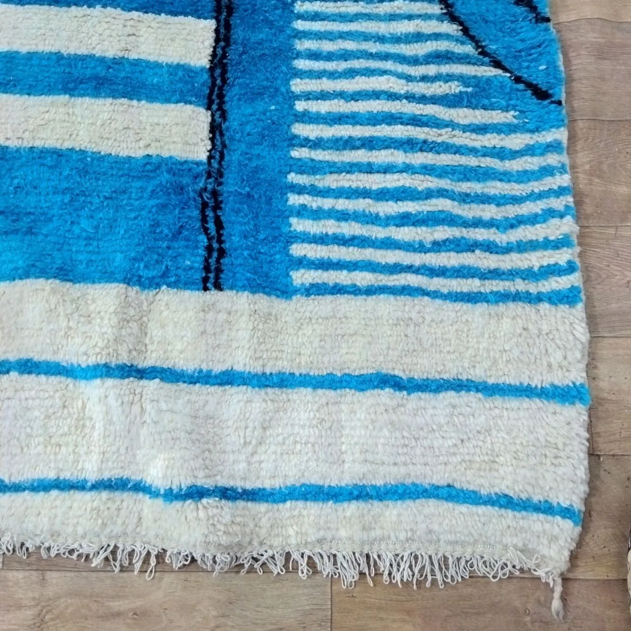 Blue Moroccan Beni Ourain Rug 7x10 Ft, Blue Rug, Soft Wool Rug, Berber Area Rug 7x10ft