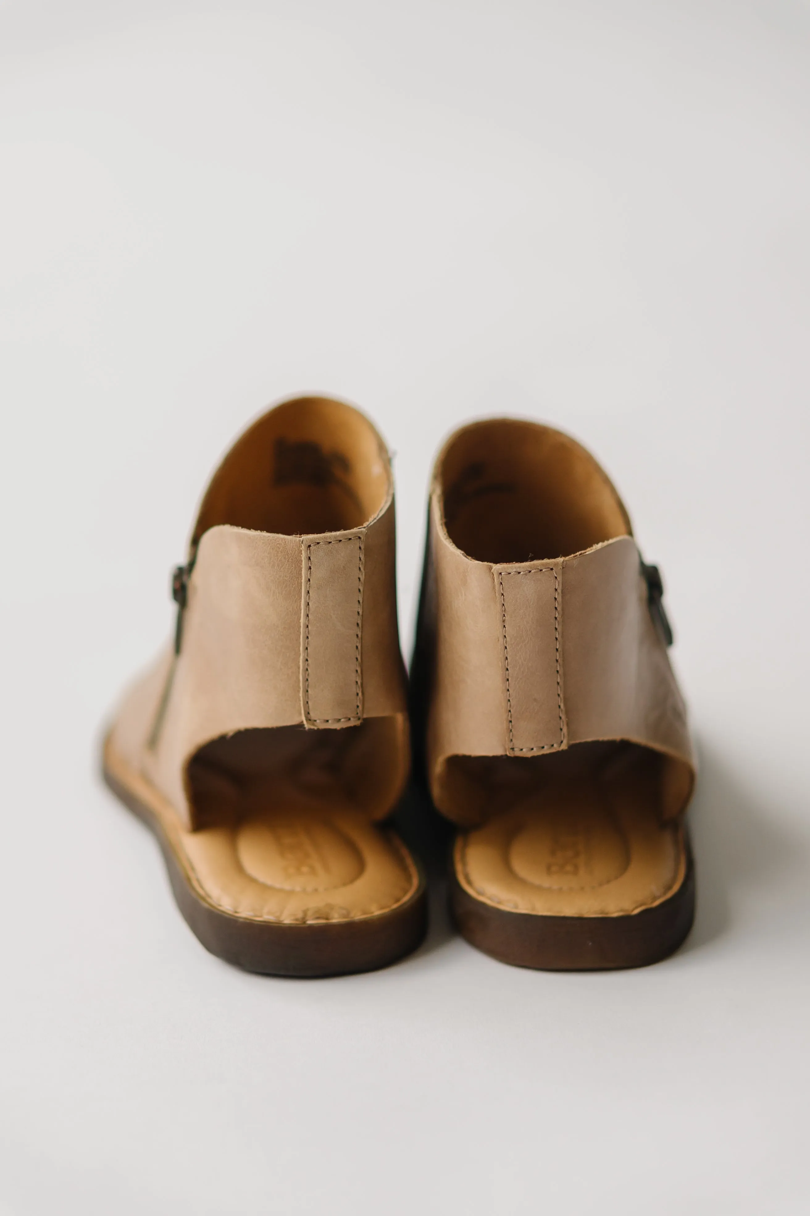 Born: Hazle Sandal in Natural