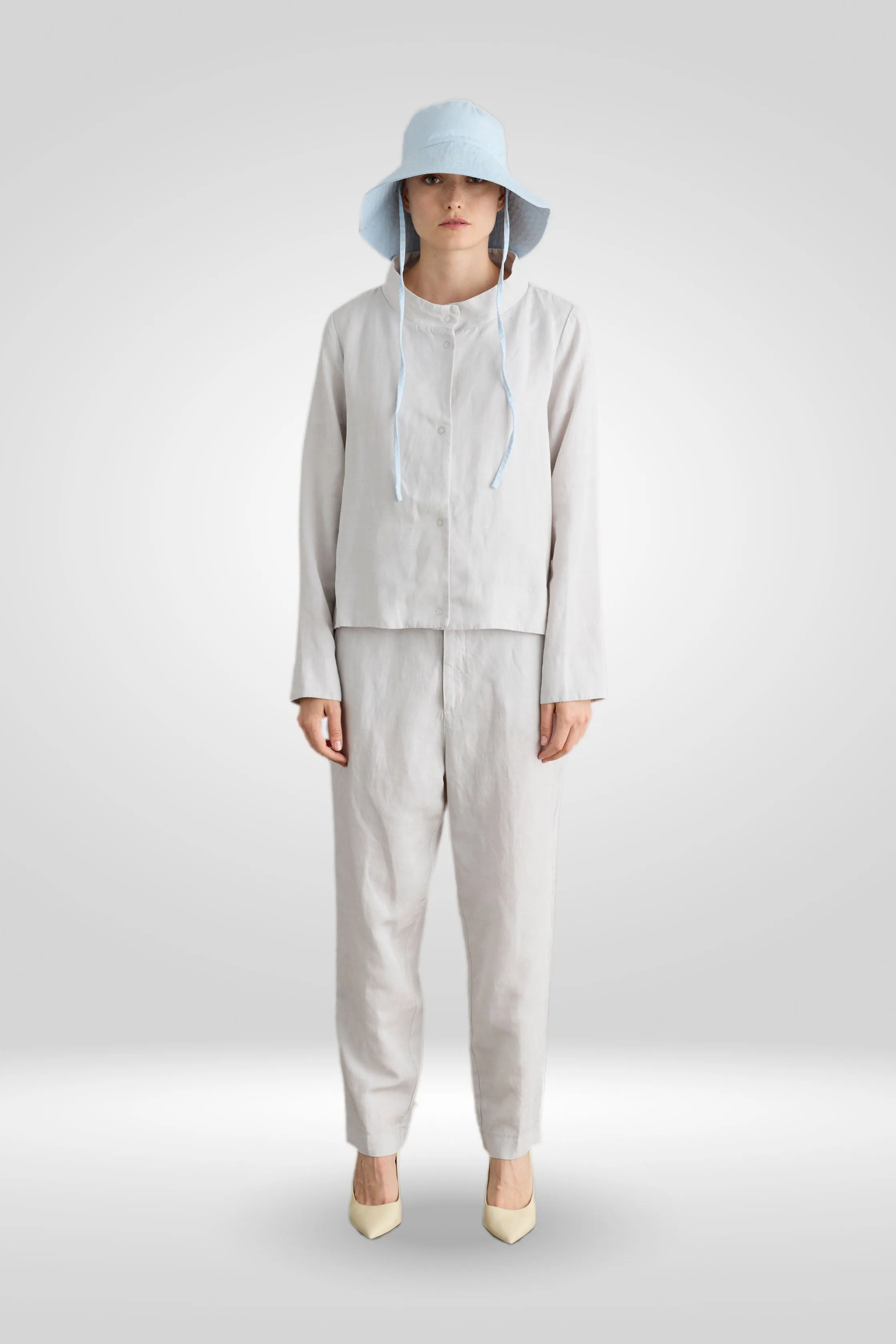 Chino Pants in Linen and Lyocell Garment-Dyed 07NU 7049