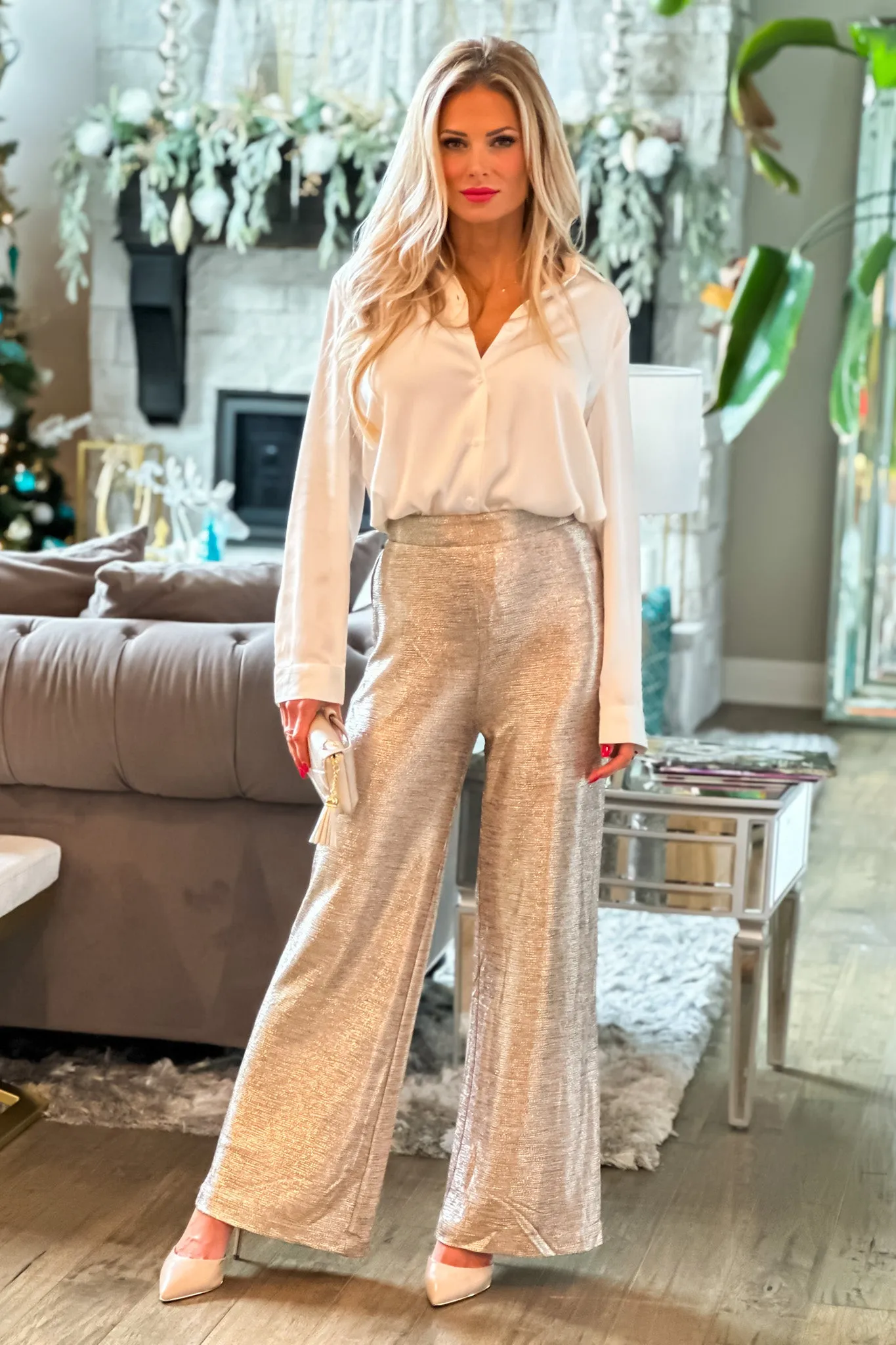 Connecting Over Cocktails Flowy Sparkle Pant : Champagne