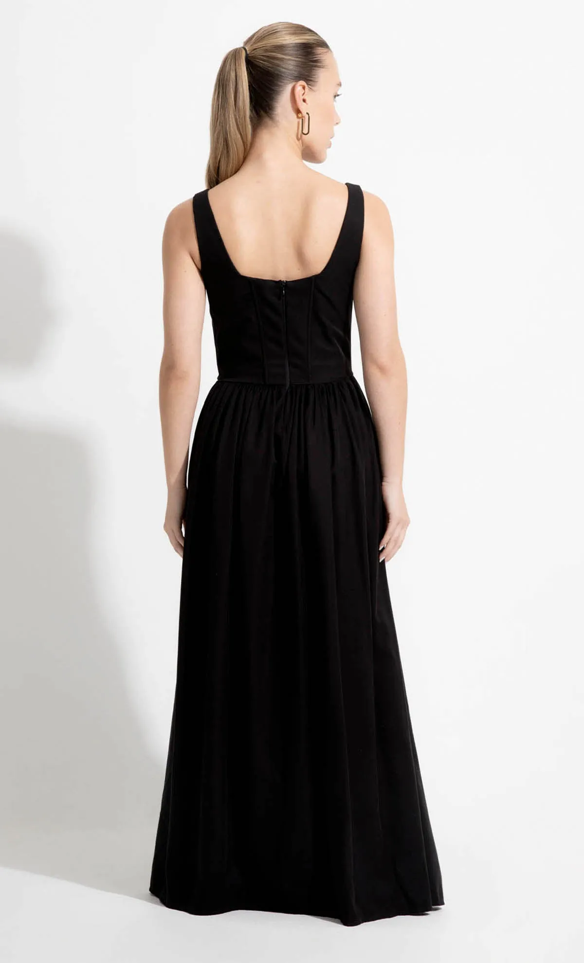 ESPECIA Ulfar Maxi Dress - Black