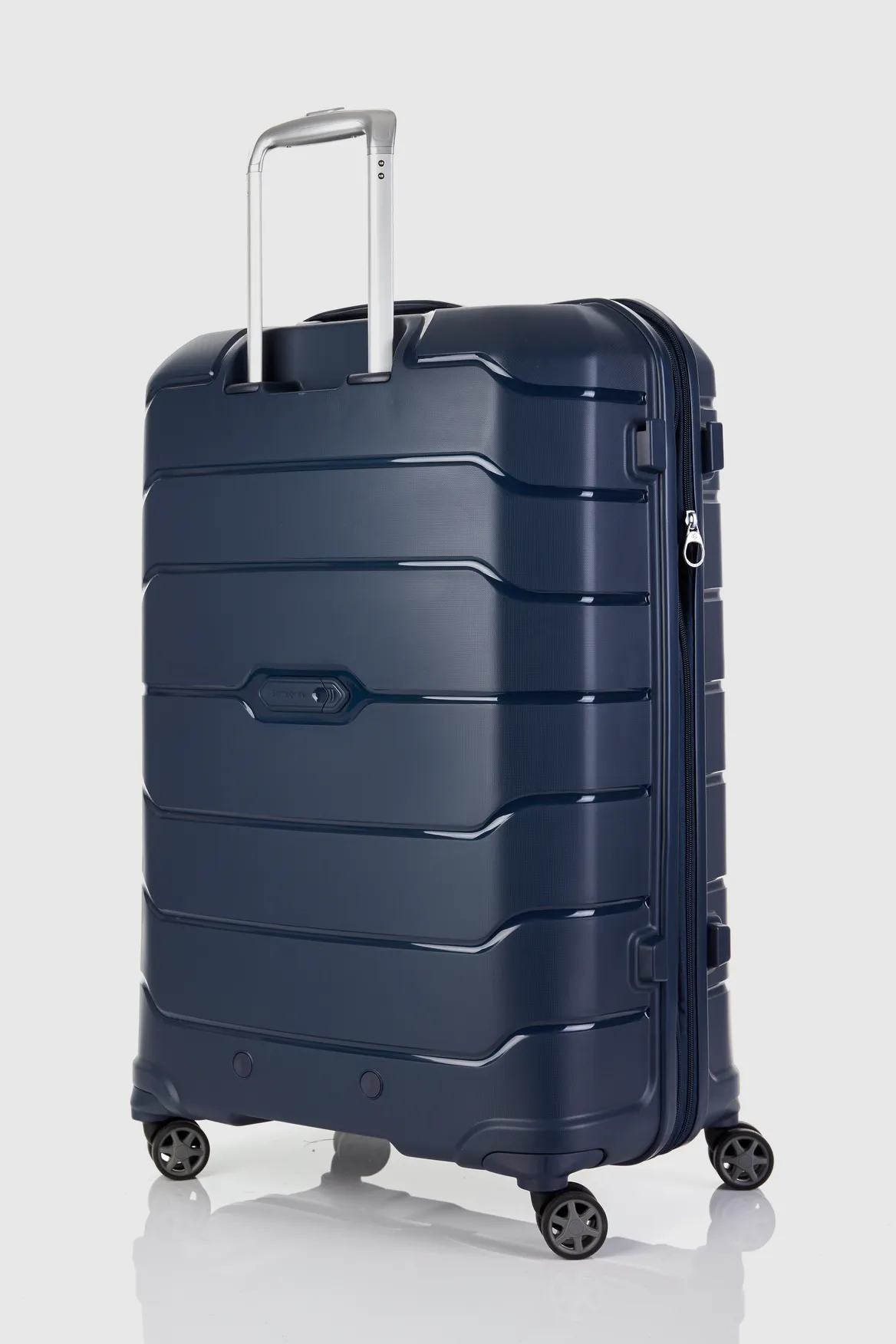 Oc2lite 75cm Suitcase