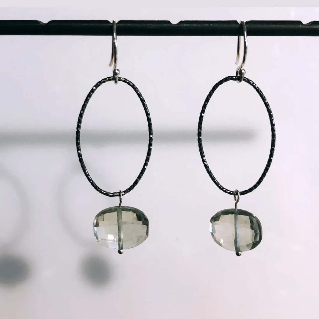 Oxi oval green amethyst earrings