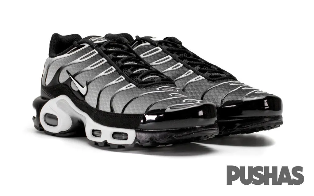 [Refurbished] Air Max Plus TN 'Black Metallic Silver' (2022)