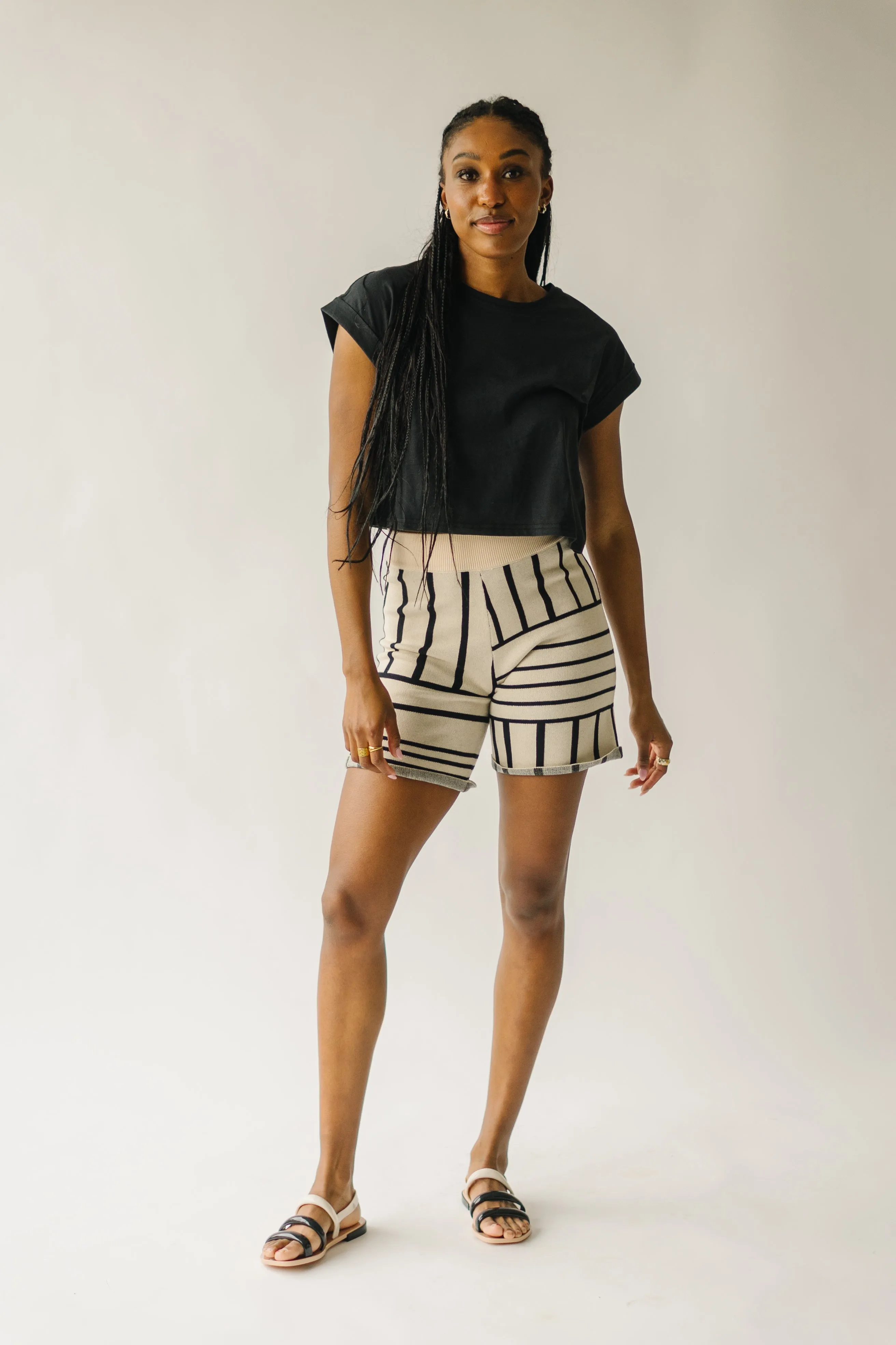 The Mendes Geometric Shorts in Cream   Black